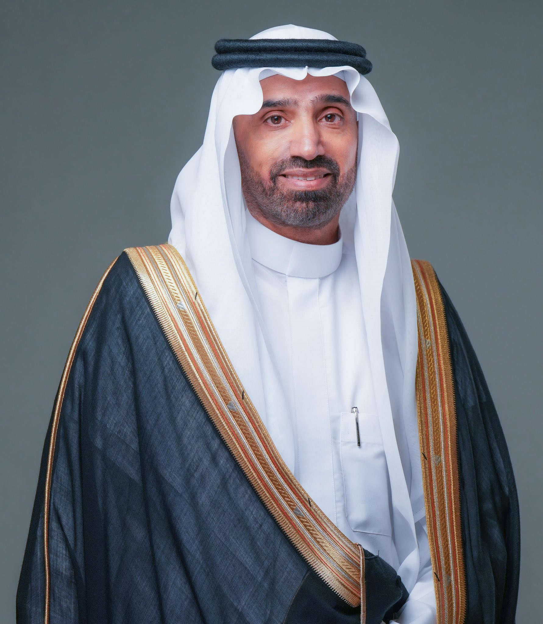 وزير "الموارد البشرية" يعتمد القواعد المنظمة لتعهيد خدمات العمالة الوافدة بين المنشآت