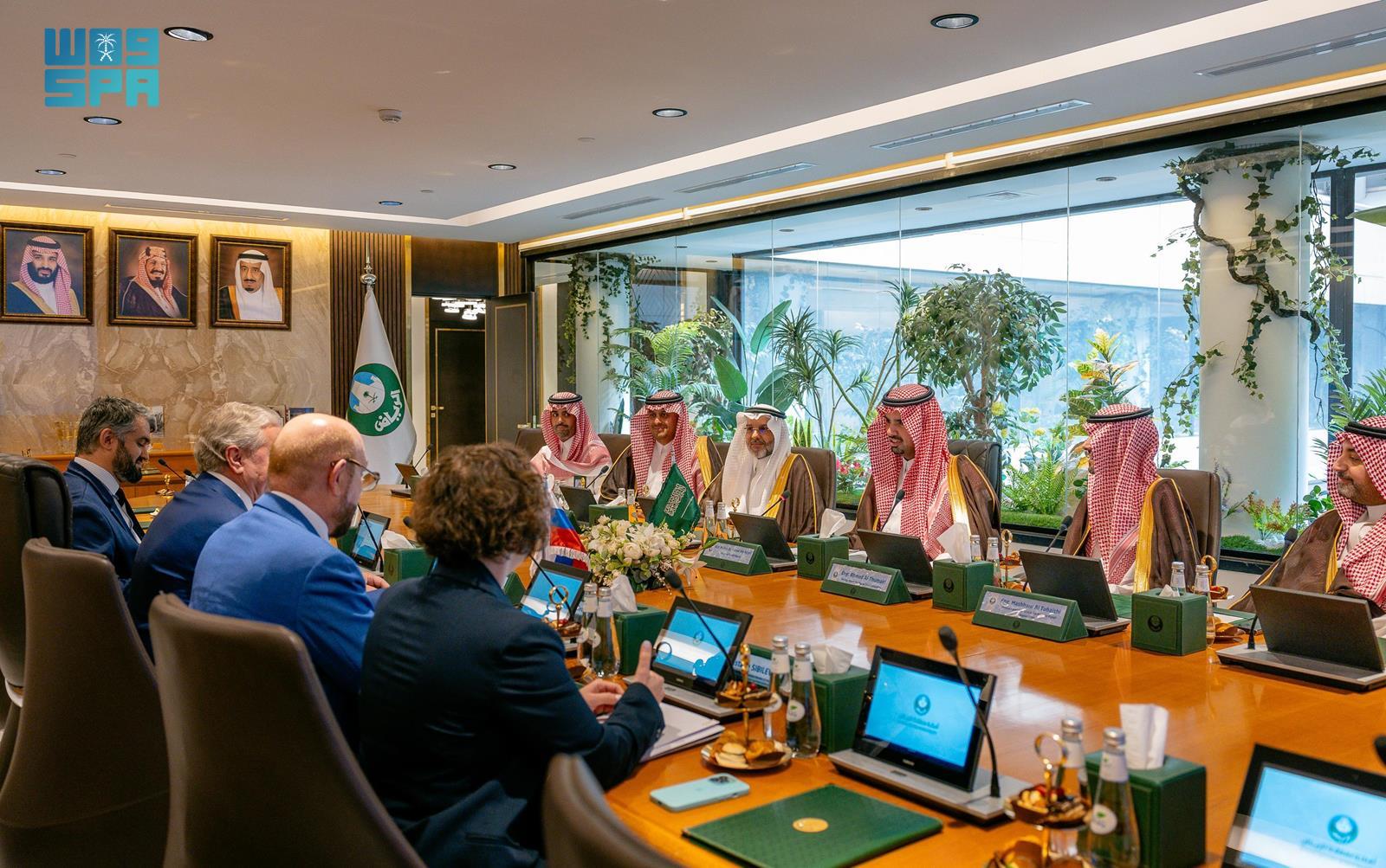 أمين الرياض يلتقي وزير حكومة موسكو