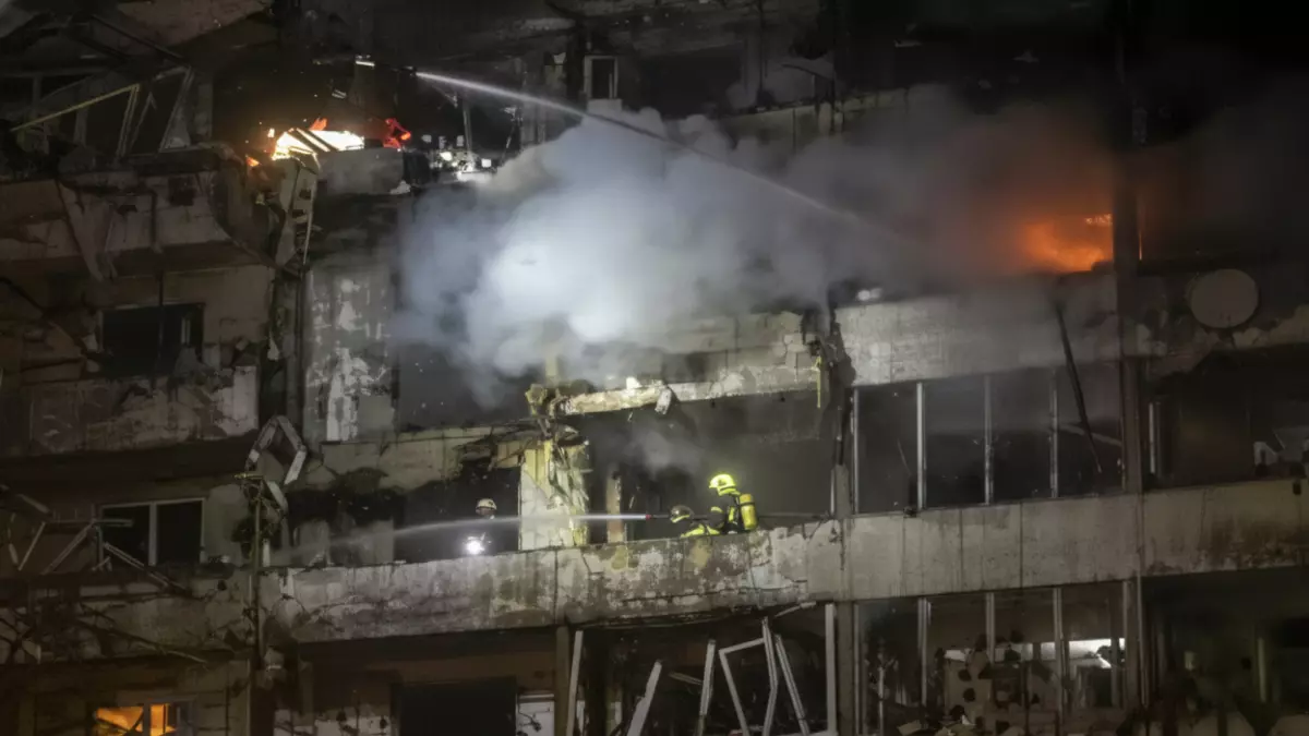 عاجل: السعودية تحرك 410 ملايين دولار لإنهاء حرب أوكرانيا... هل تنجح المهمة المستحيلة؟