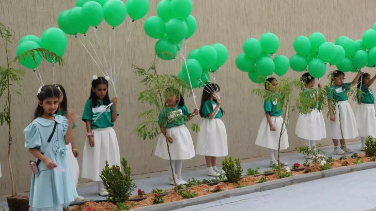 حصري: الذكاء الاصطناعي يراقب الأشجار في مدارس الشرقية… مبادرة ثورية تحول الفصول لواحات خضراء!