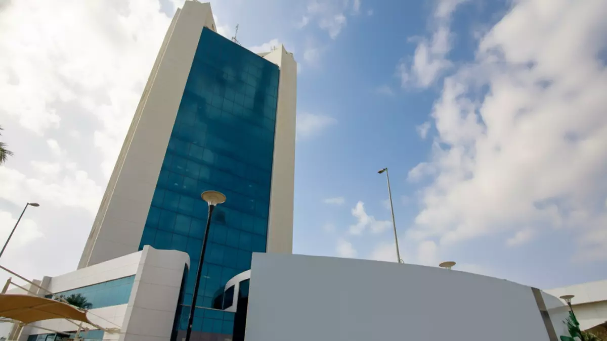 عاجل: أمطار غزيرة تُجبر المدينة المنورة على تعليق الدراسة فوراً - آلاف الطلاب عن بُعد!